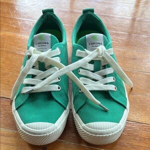 Cariuma Vibrant Green Sneakers